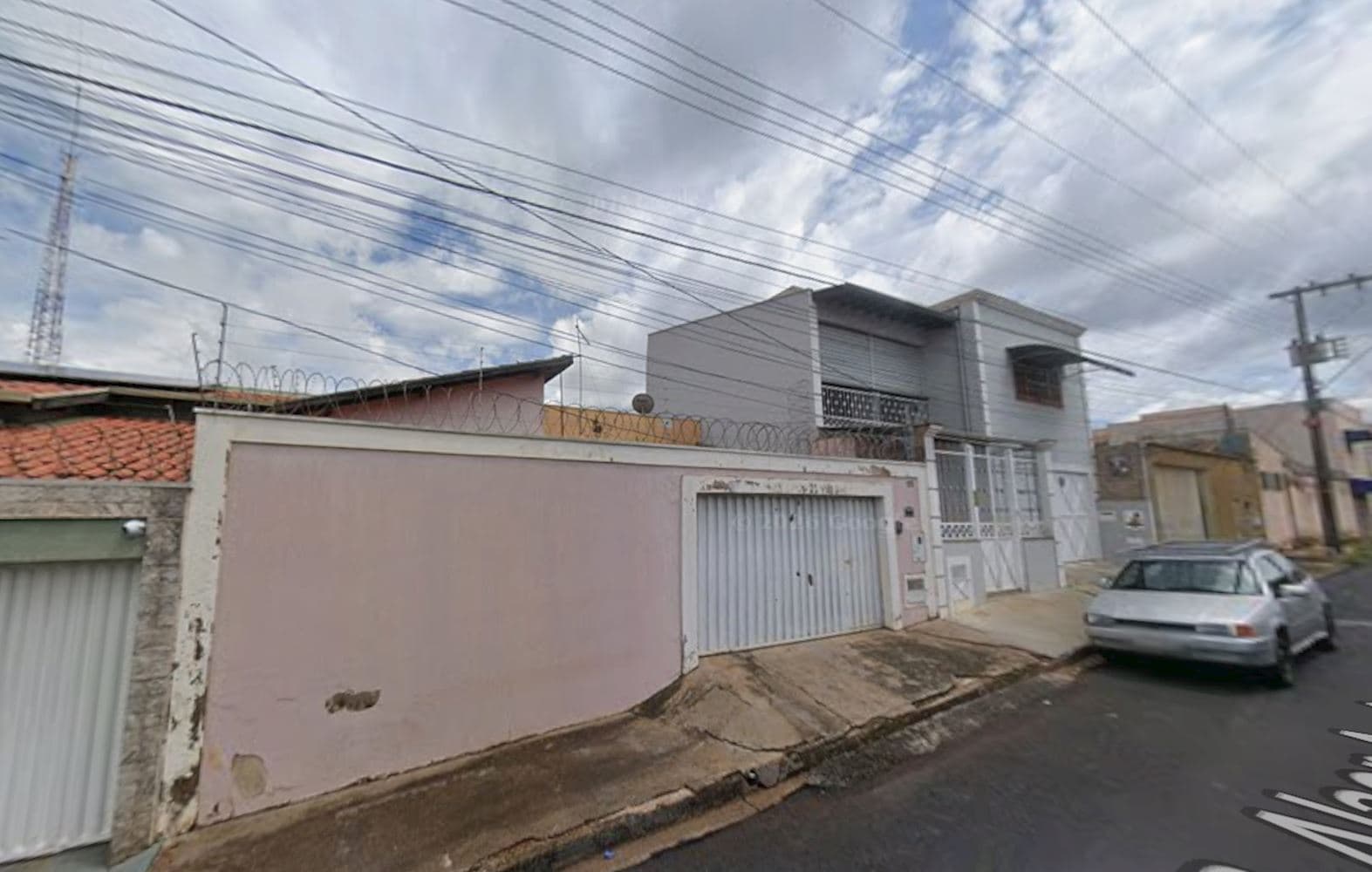 Foto 4 de 6: Casa em leilão em Uberaba - MG, bairro Orlando da Costa Telles — Casa em Orlando da Costa Telles - Uberaba/MG