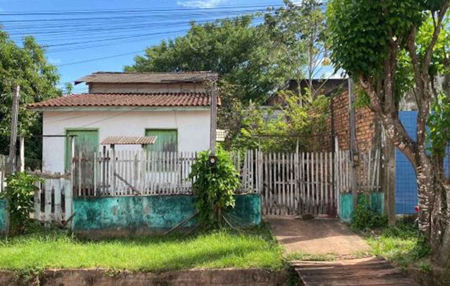 Foto 4 de 5: Casa em leilão em Alenquer - PA, bairro Aningal — Casa no Bairro Aningal - Alenquer/PA