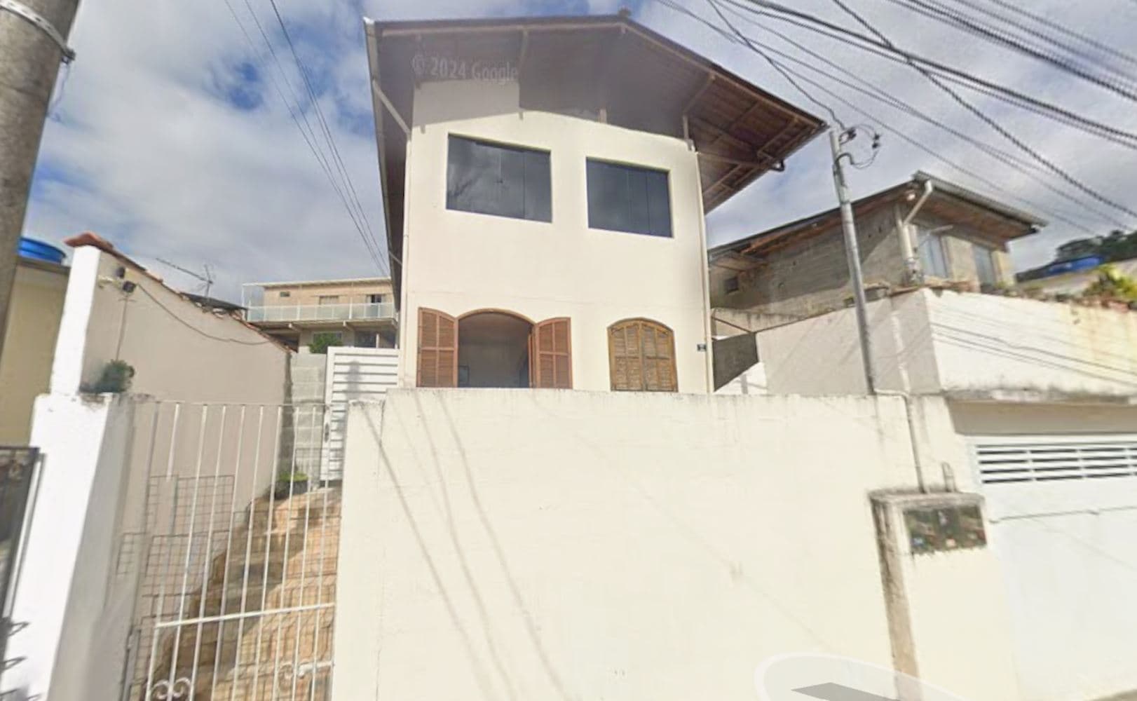 Foto 3 de 5: Casa em leilão em Nova Friburgo - RJ, bairro Amparo — Casa em Amparo - Nova Friburgo/RJ
