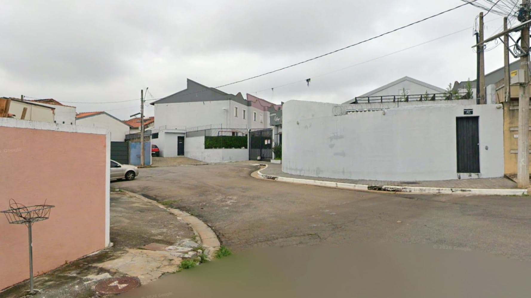 Foto 3 de 5: Casa em leilão em Atibaia - SP, bairro Caetetuba — Casa no Condomínio Residencial Village Petrae em Atibaia/SP