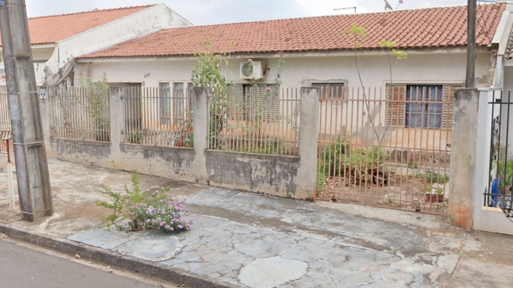 Foto 4 de 5: Casa em leilão em Maringá - PR, bairro Parque das Grevíleas — Casa no Parque das Grevíleas em Maringá/PR
