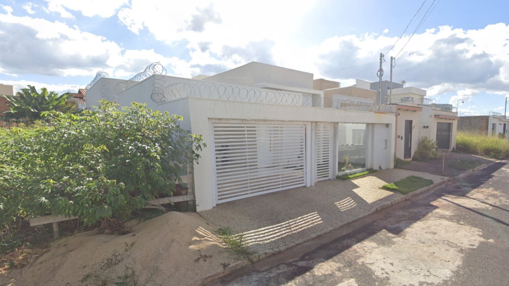 Foto 4 de 4: Terreno em leilão em Araguari - MG, bairro Parque dos Verdes — Casa em Interlagos - Araguari/MG