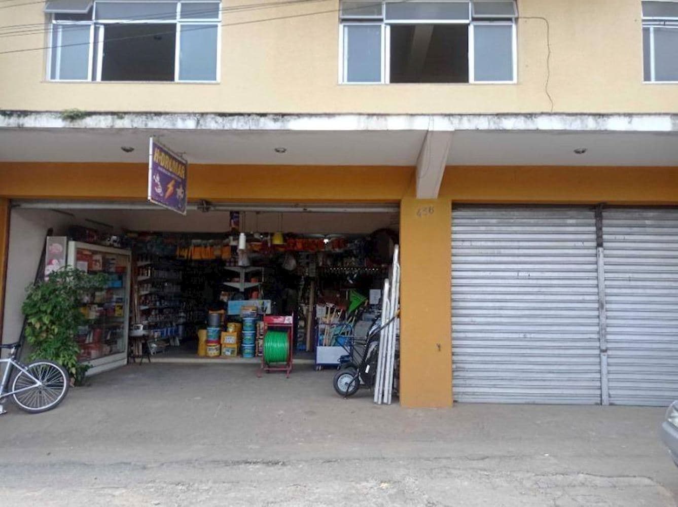Foto 2 de 9: Comercial em leilão em Valença - RJ, bairro Carambita — Sobreloja Comercial - Carambita - Valença/RJ