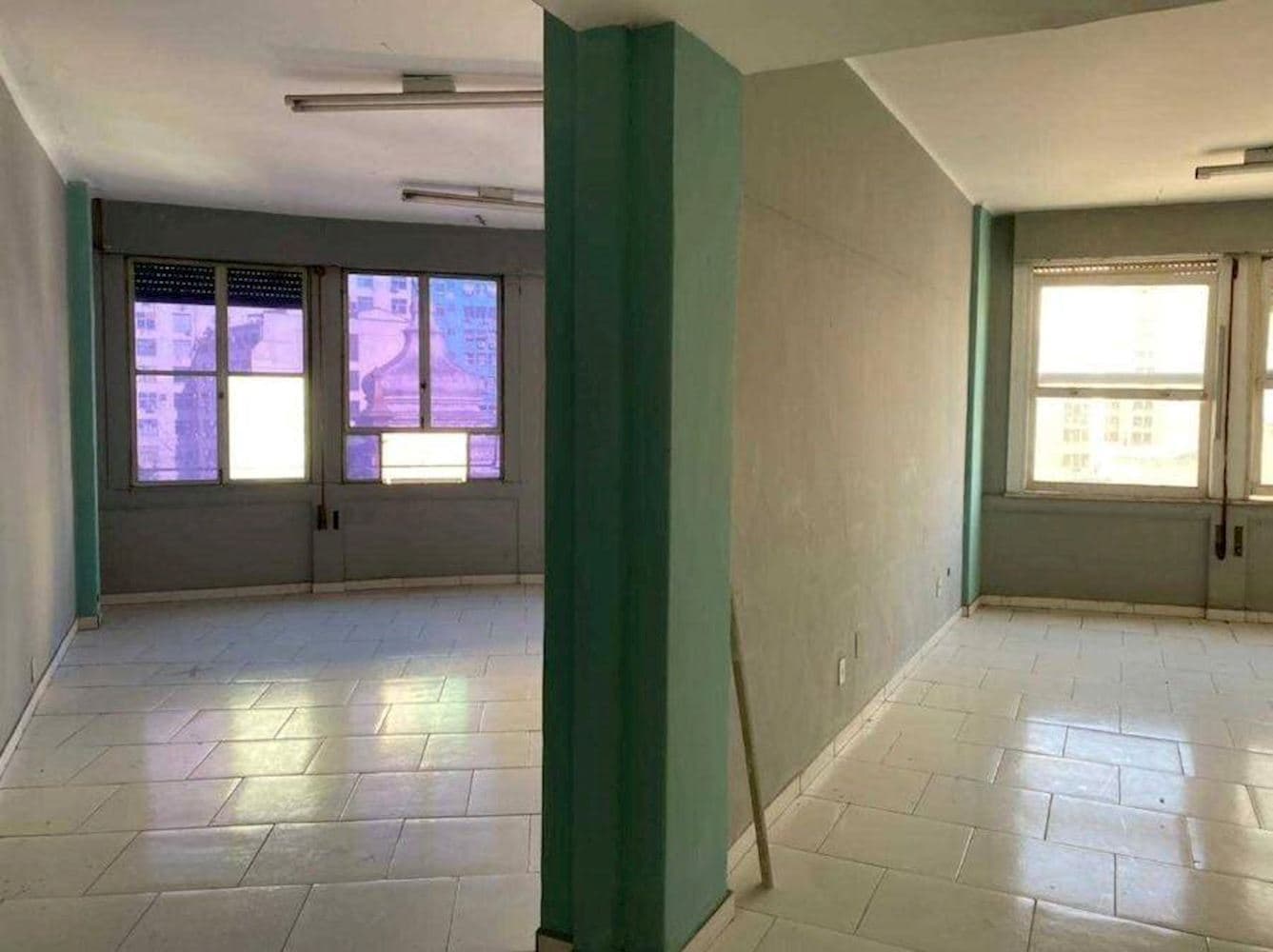 Foto 7 de 12: Comercial em leilão em Rio De Janeiro - RJ, bairro Centro — Sala Comercial no "Ed. Rio Paraná" - Centro - Rio de Janeiro/RJ