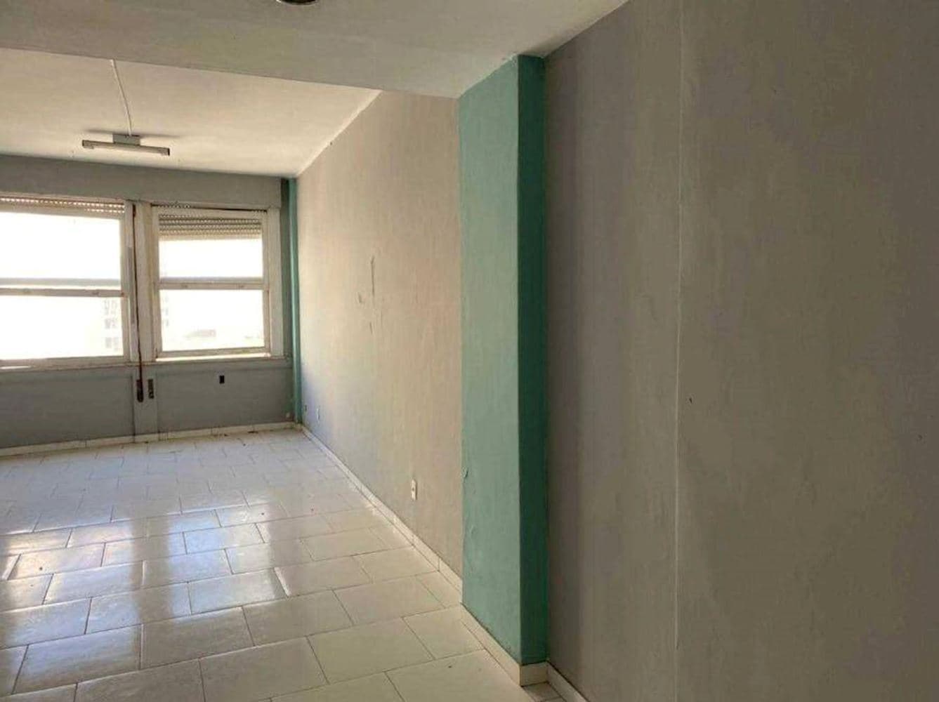Foto 8 de 12: Comercial em leilão em Rio De Janeiro - RJ, bairro Centro — Sala Comercial no "Ed. Rio Paraná" - Centro - Rio de Janeiro/RJ