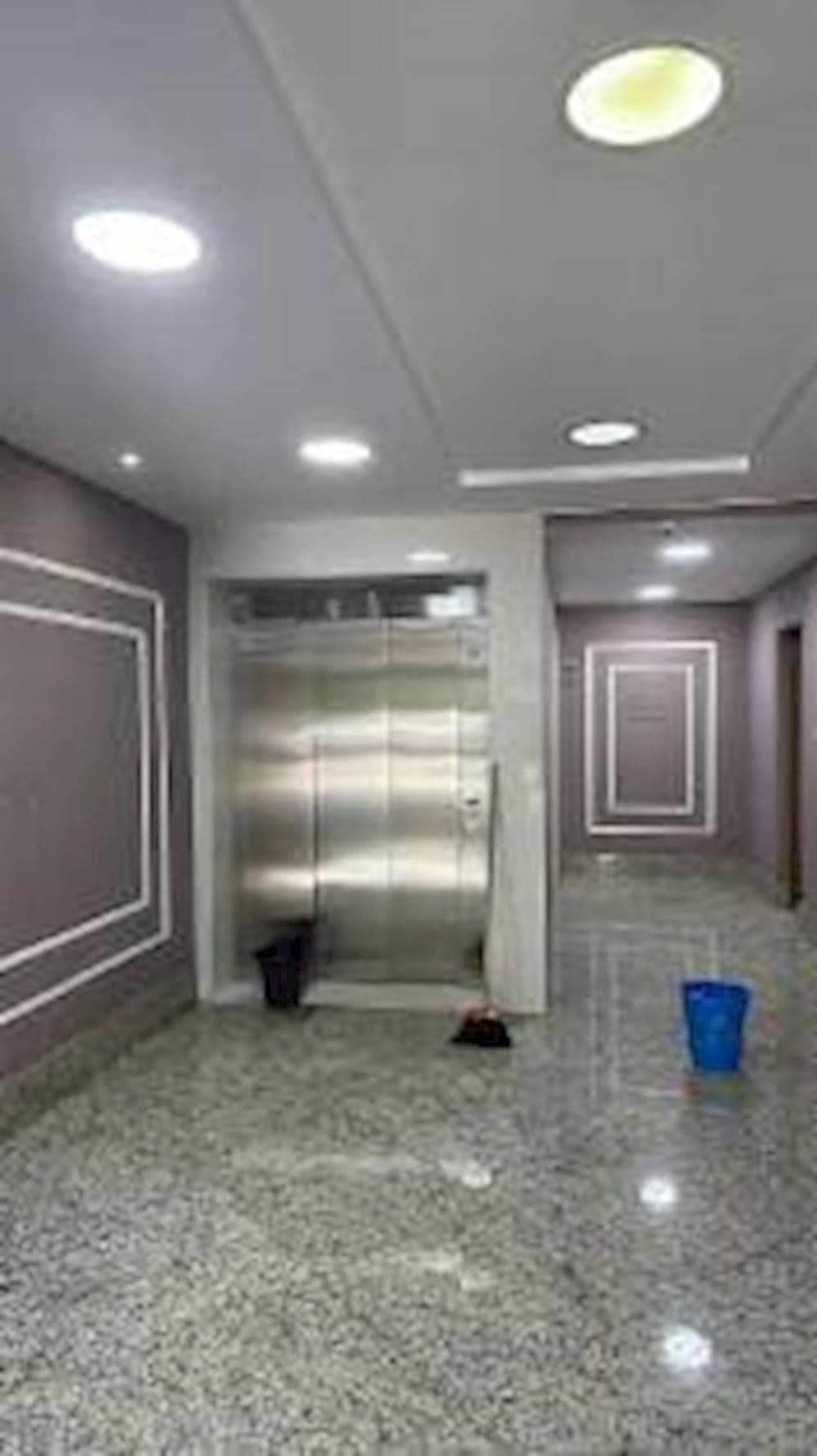 Foto 4 de 5: Comercial em leilão em Itaperuna - RJ, bairro Centro — Sala Comercial no "Centro Empresarial Santa Therezinha" - Centro - Itaperuna/RJ