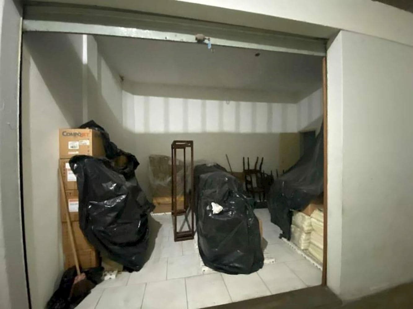 Foto 7 de 8: Comercial em leilão em Rio De Janeiro - RJ, bairro Catete — Loja Comercial - Catete - Rio de Janeiro/RJ