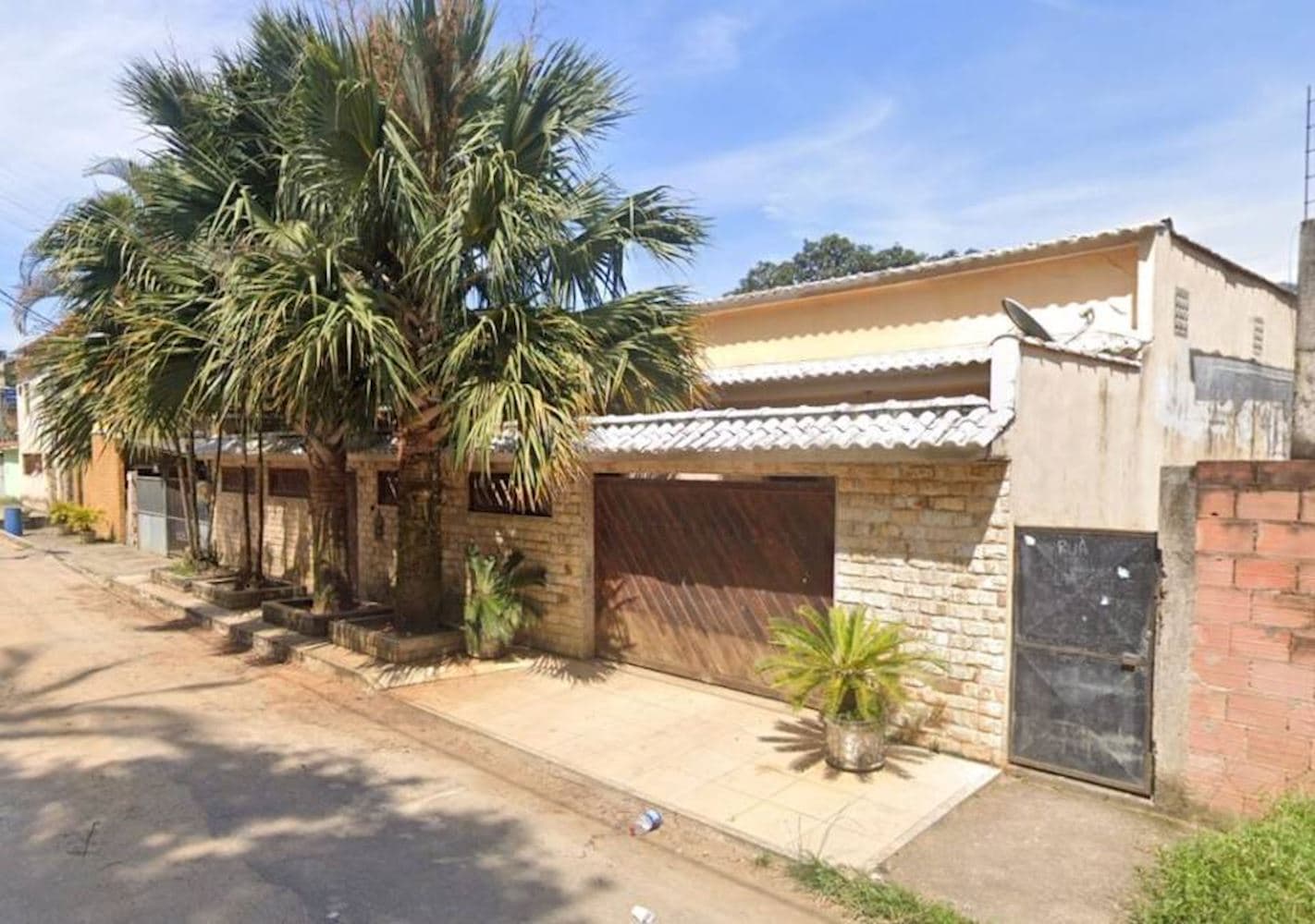 Foto 1 de 5: Casa em leilão em Magé - RJ, bairro Vila Inhomirim — Casa - Fazenda Sobradinho (Vila Inhomirim) - Magé/RJ
