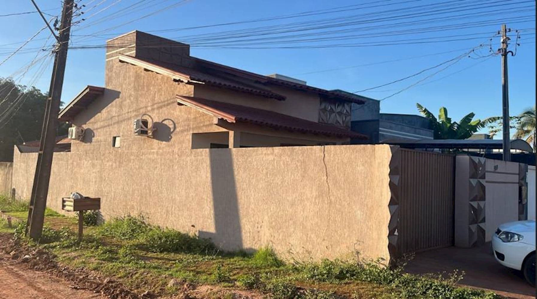Foto 4 de 4: Casa em leilão em Rolim De Moura - RO, bairro Centro — Casa - Centro - Rolim de Moura/RO