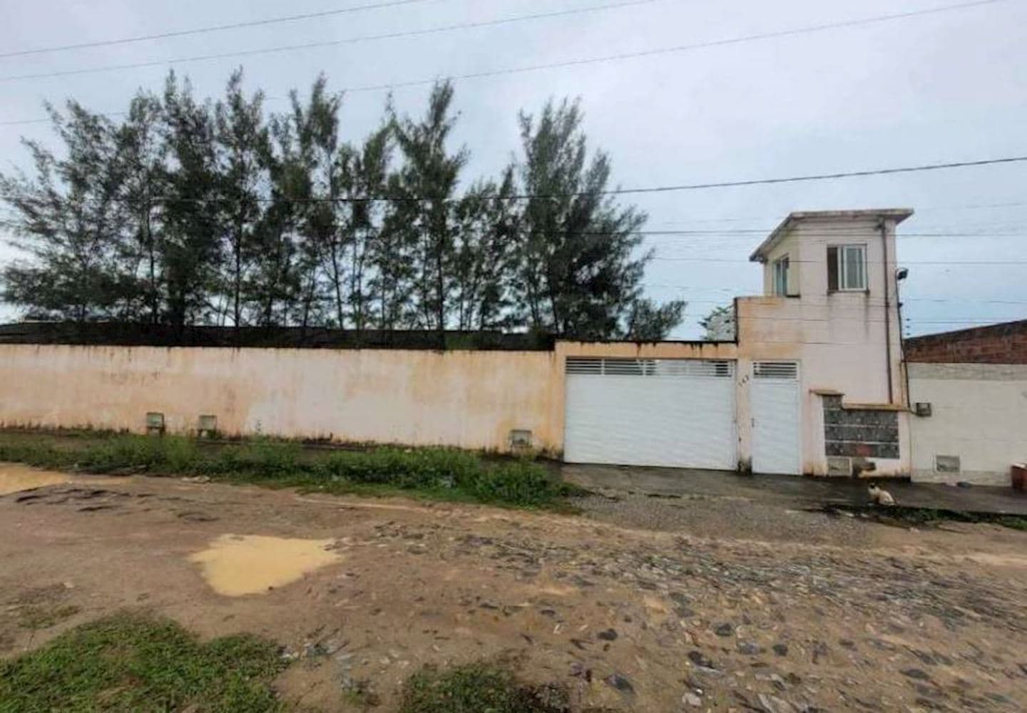 Foto 1 de 4: Casa em leilão em Paracuru - CE, bairro Centro — Casa - Centro - Paracuru/CE