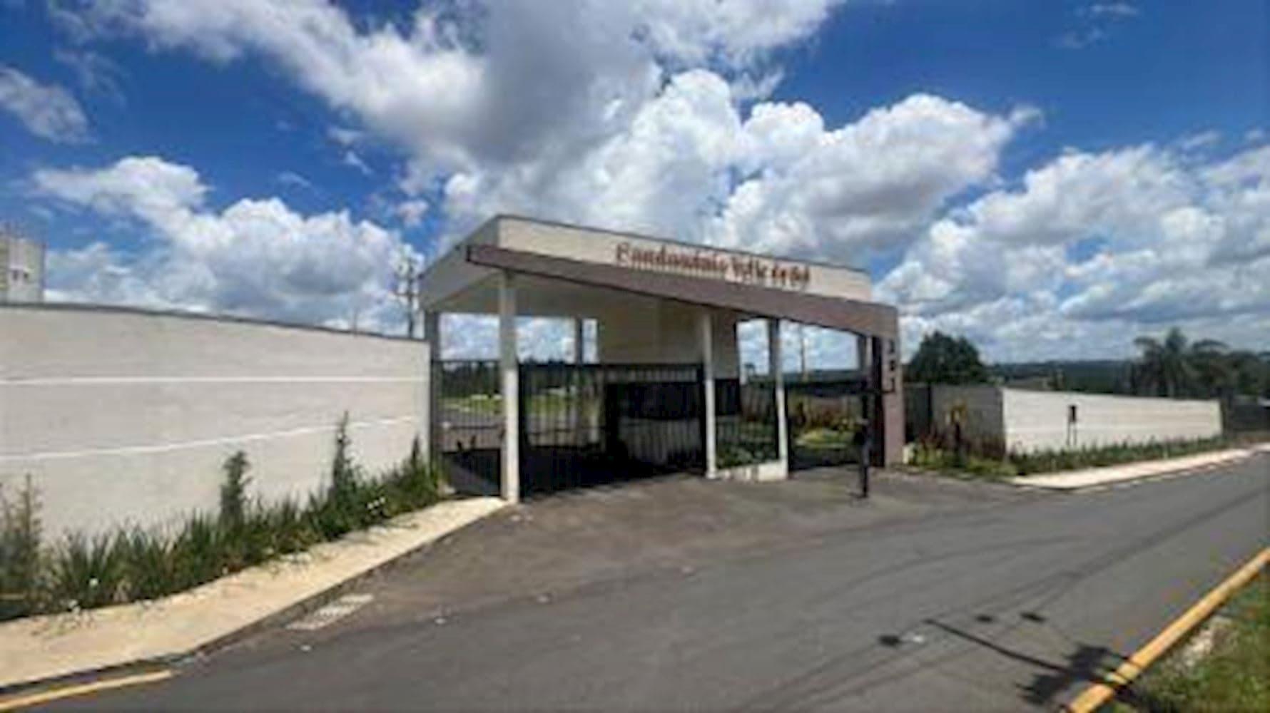 Foto 1 de 9: Terreno em leilão em Ponta Grossa - PR, bairro Colônia Dona Luíza — Terreno - Colônia Dona Luíza - Ponta Grossa/PR