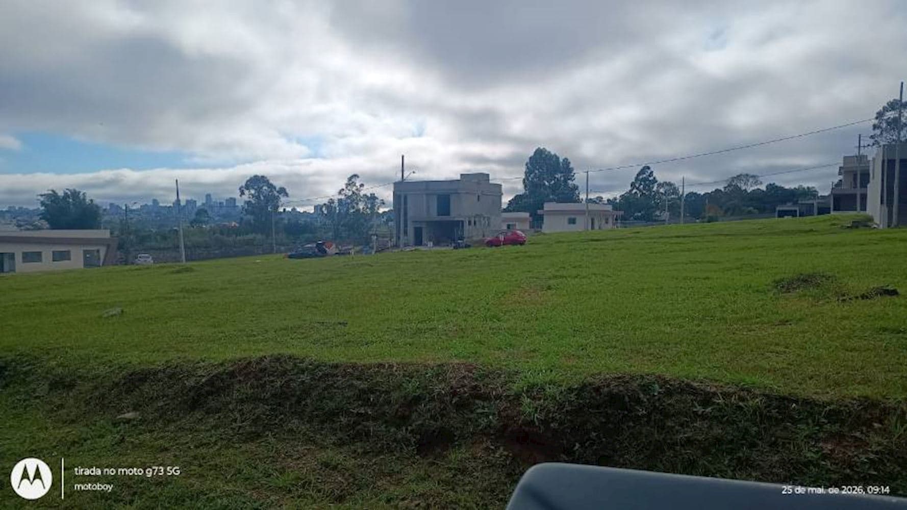 Foto 7 de 9: Terreno em leilão em Ponta Grossa - PR, bairro Colônia Dona Luíza — Terreno - Colônia Dona Luíza - Ponta Grossa/PR