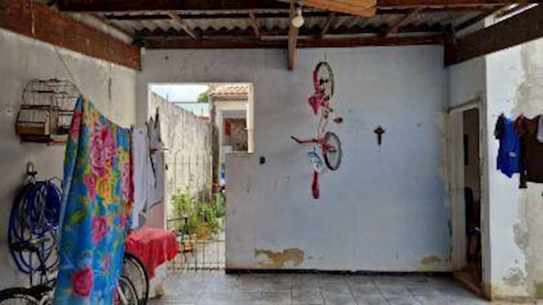 Foto 4 de 12: Casa em leilão em Cachoeira Paulista - SP, bairro Vila Carmem — Casa - Vila Carmem - Cachoeira Paulista/SP