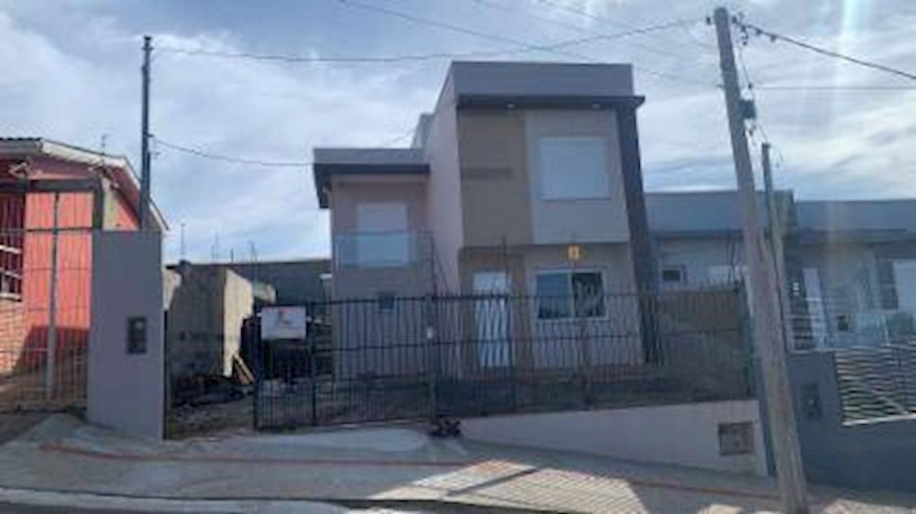 Foto 1 de 15: Casa em leilão em Passo Fundo - RS, bairro Vila Petrópolis — Casa - Vila Petrópolis - Passo Fundo/RS