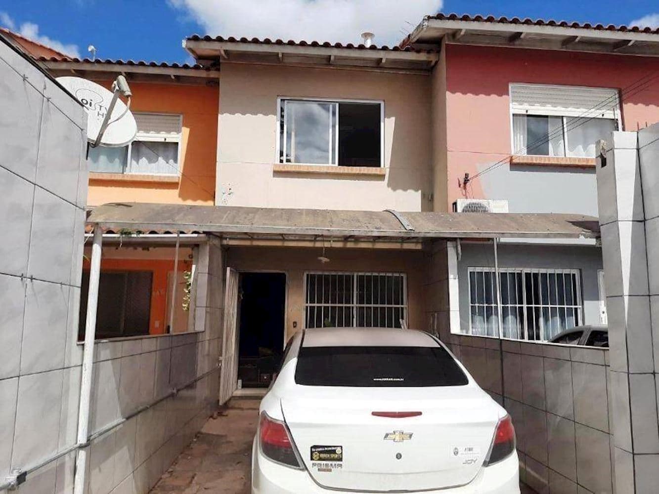 Foto 2 de 12: Casa em leilão em Cachoeirinha - RS, bairro Jardim do Bosque — Casa - Jardim Do Bosque - Cachoeirinha/RS