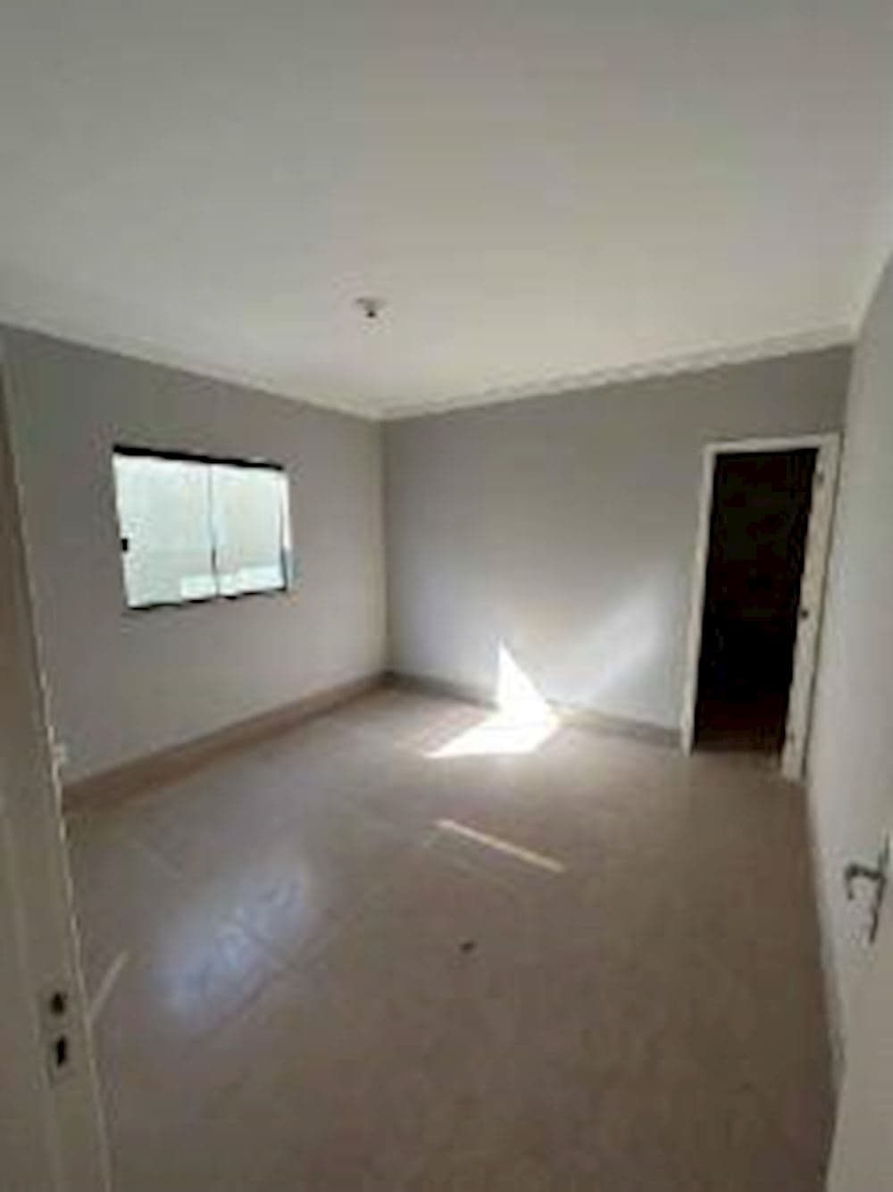 Foto 5 de 7: Casa em leilão em Trindade - GO — Casa - Conjunto Dona Iris Ii - Trindade/GO