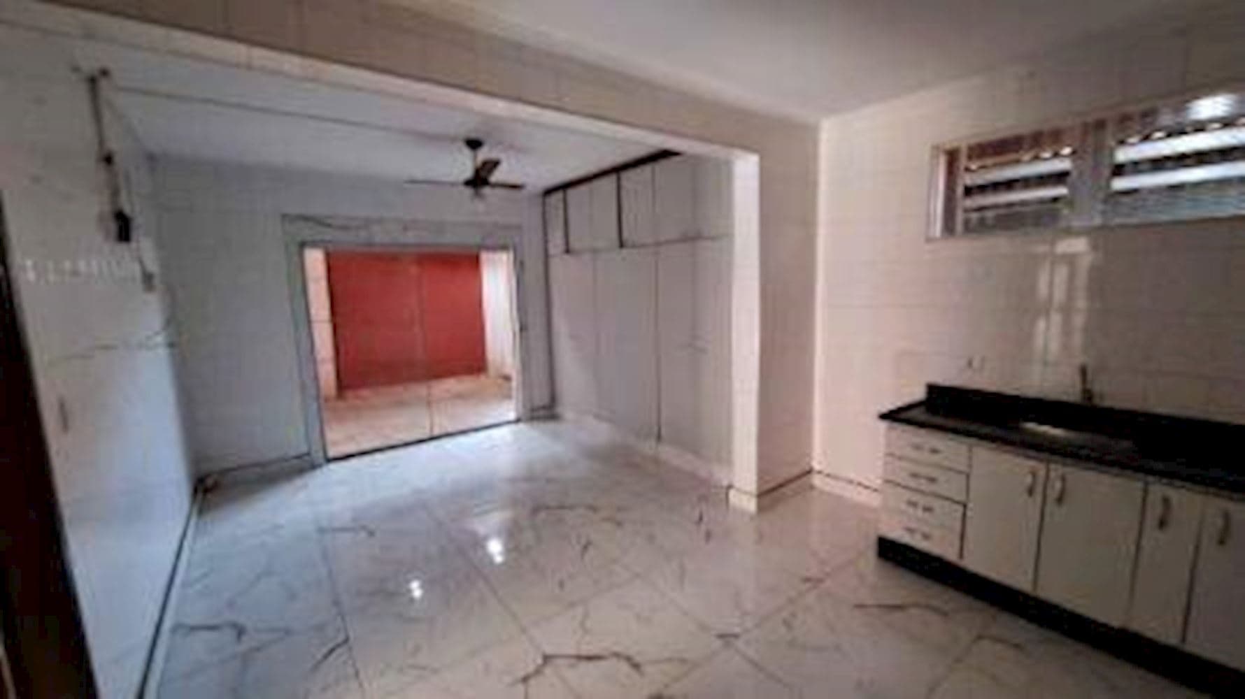 Foto 2 de 14: Casa em leilão em Ribeirão Preto - SP, bairro Jardim Joaquim Procópio de Araújo Ferraz — Casa - Jardim Joaquim Procópio De Araújo Ferraz - Ribeirão Preto/SP