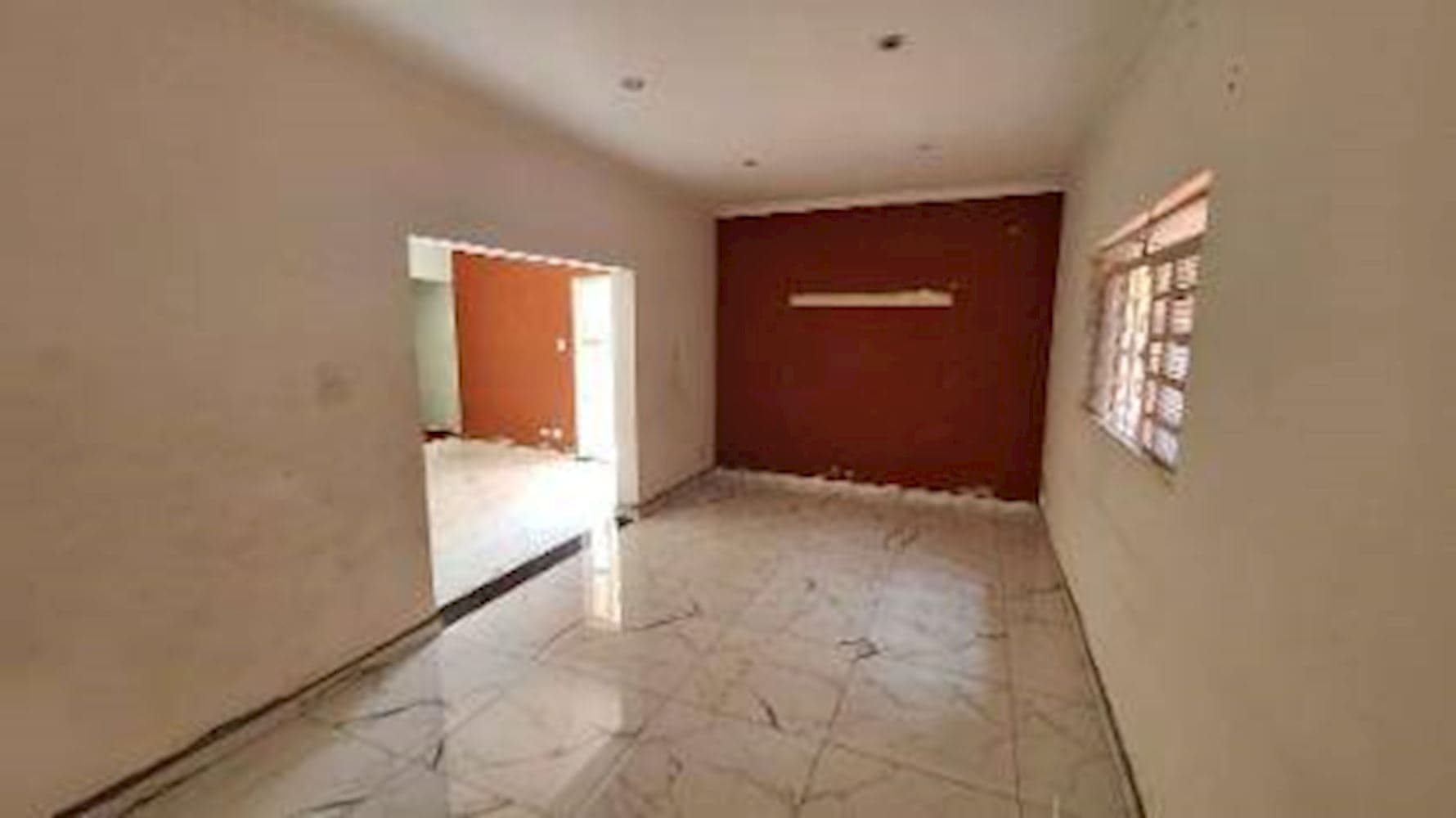 Foto 3 de 14: Casa em leilão em Ribeirão Preto - SP, bairro Jardim Joaquim Procópio de Araújo Ferraz — Casa - Jardim Joaquim Procópio De Araújo Ferraz - Ribeirão Preto/SP