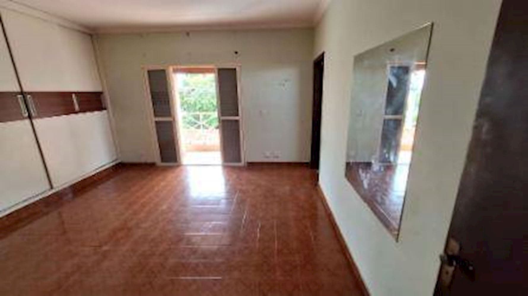 Foto 8 de 14: Casa em leilão em Ribeirão Preto - SP, bairro Jardim Joaquim Procópio de Araújo Ferraz — Casa - Jardim Joaquim Procópio De Araújo Ferraz - Ribeirão Preto/SP