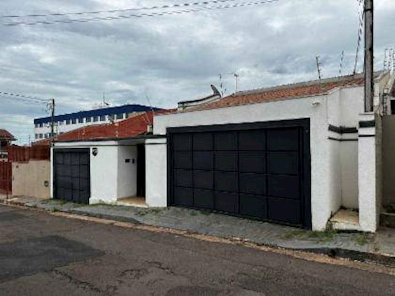 Foto 2 de 3: Casa em leilão em Campo Grande - MS, bairro Vila Rezende — Casa - Vila Rezende - Campo Grande/MS