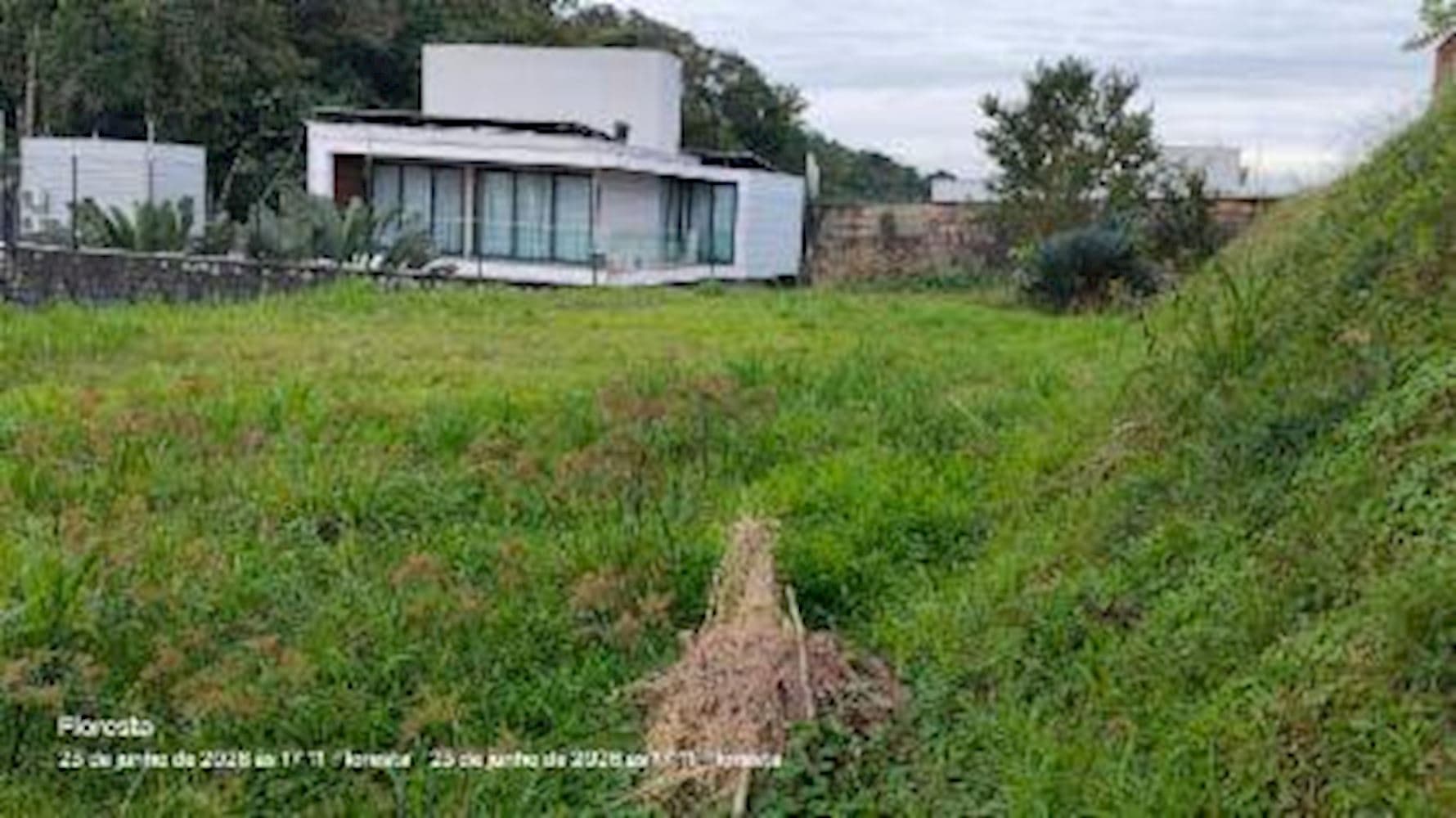 Foto 8 de 8: Terreno em leilão em Joinville - SC, bairro Floresta — Terreno - Floresta - Joinville/SC