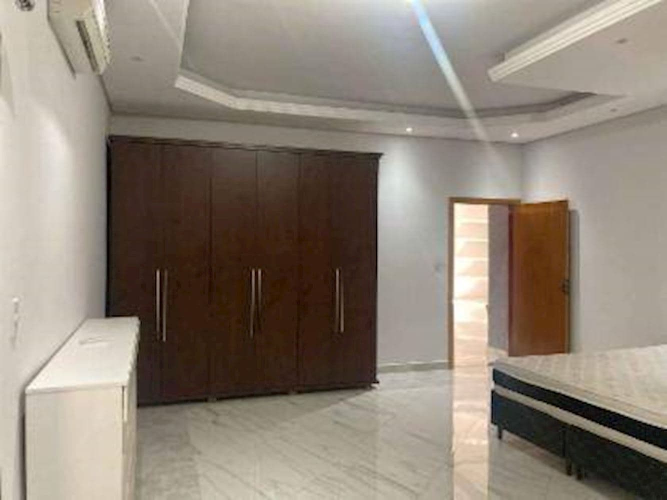 Foto 7 de 15: Casa em leilão em Pindamonhangaba - SP, bairro Nossa Senhora do Perpétuo Socorro — Casa - Nossa Senhora Do Perpétuo Socorro - Pindamonhangaba/SP