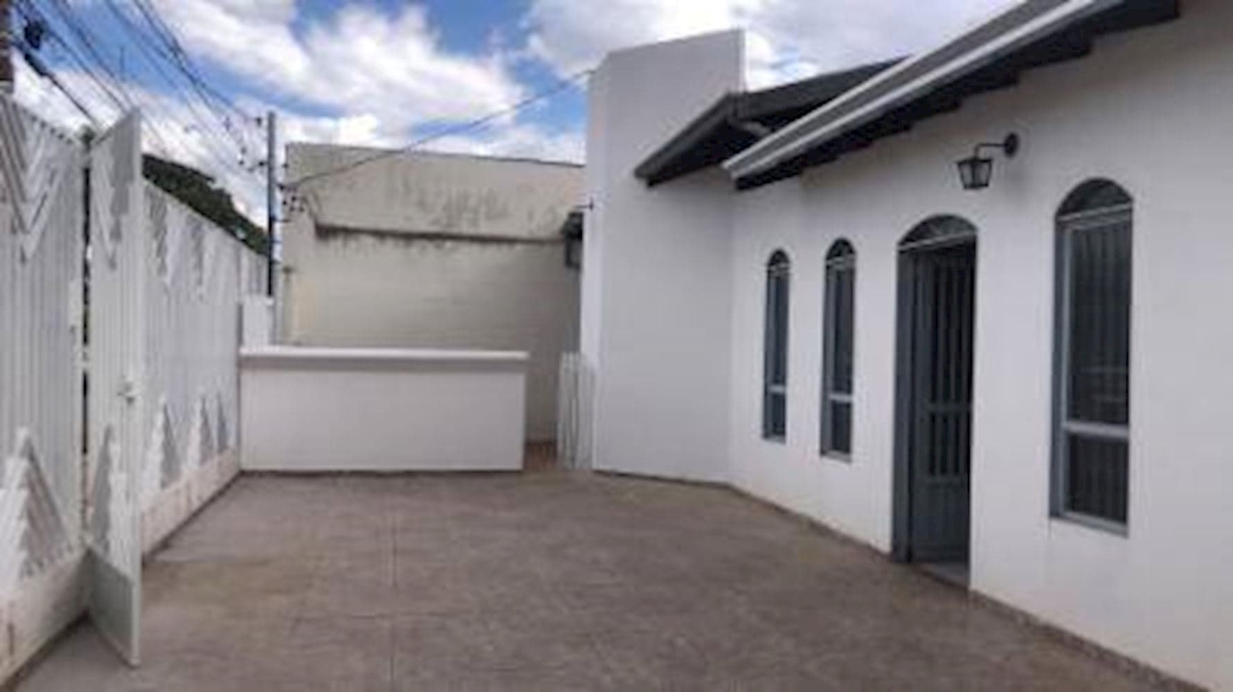 Foto 3 de 15: Casa em leilão em Campo Grande - MS, bairro Vila Taveirópolis — Casa - Vila Taveirópolis - Campo Grande/MS