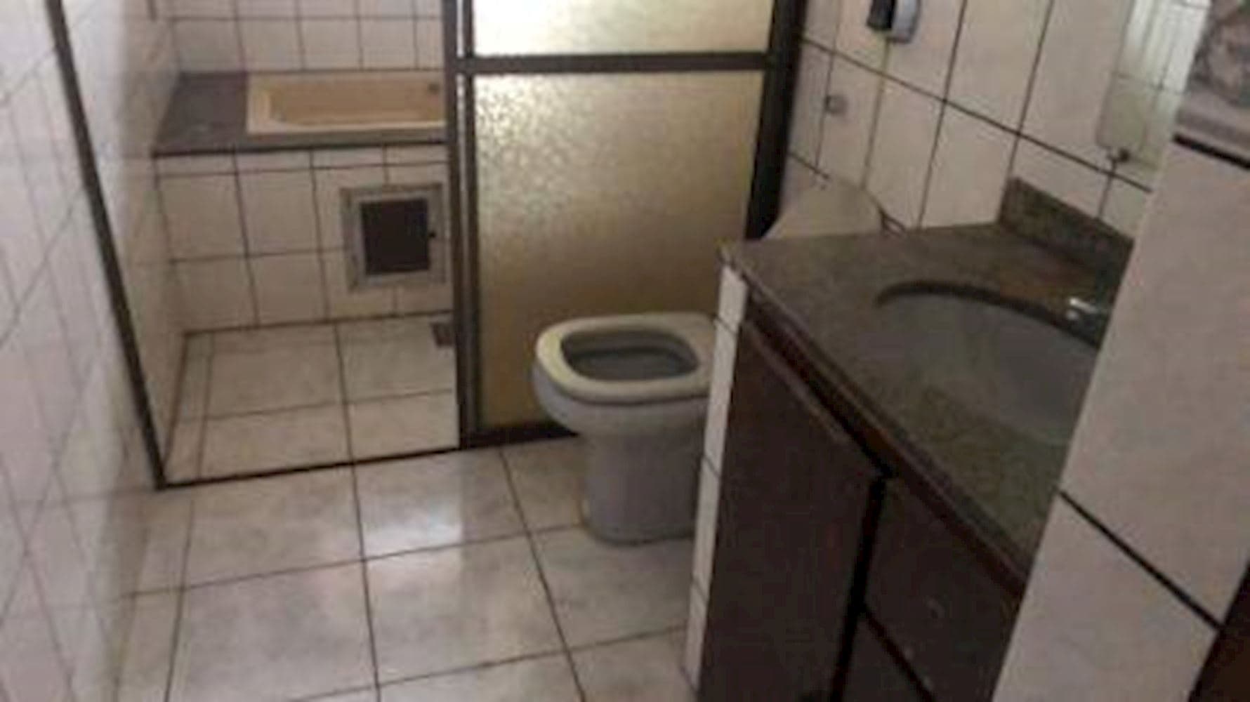 Foto 9 de 15: Casa em leilão em Campo Grande - MS, bairro Vila Taveirópolis — Casa - Vila Taveirópolis - Campo Grande/MS