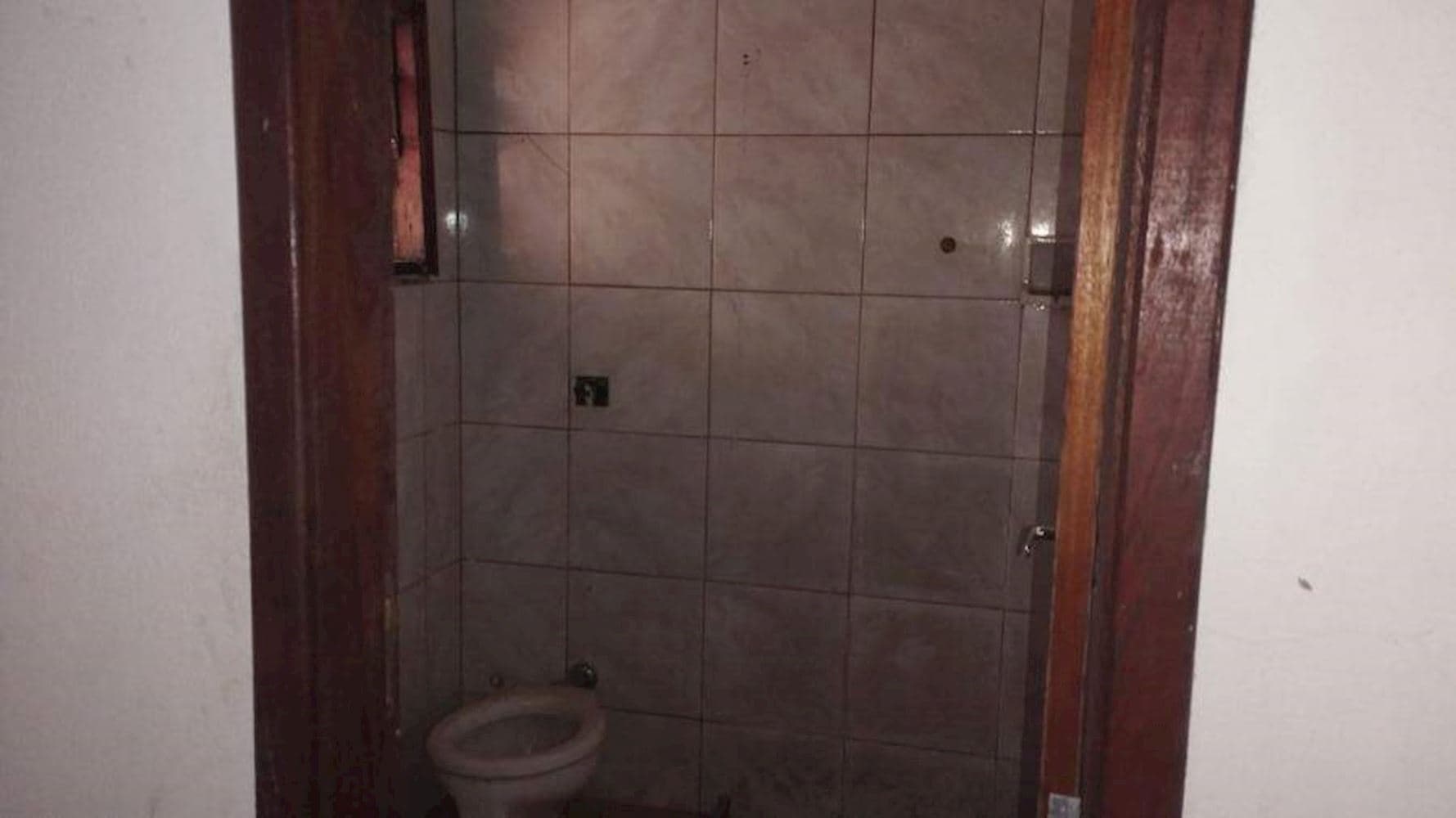 Foto 8 de 12: Casa em leilão em Teresópolis - RJ, bairro São Pedro — Casa - São Pedro - Teresópolis/RJ
