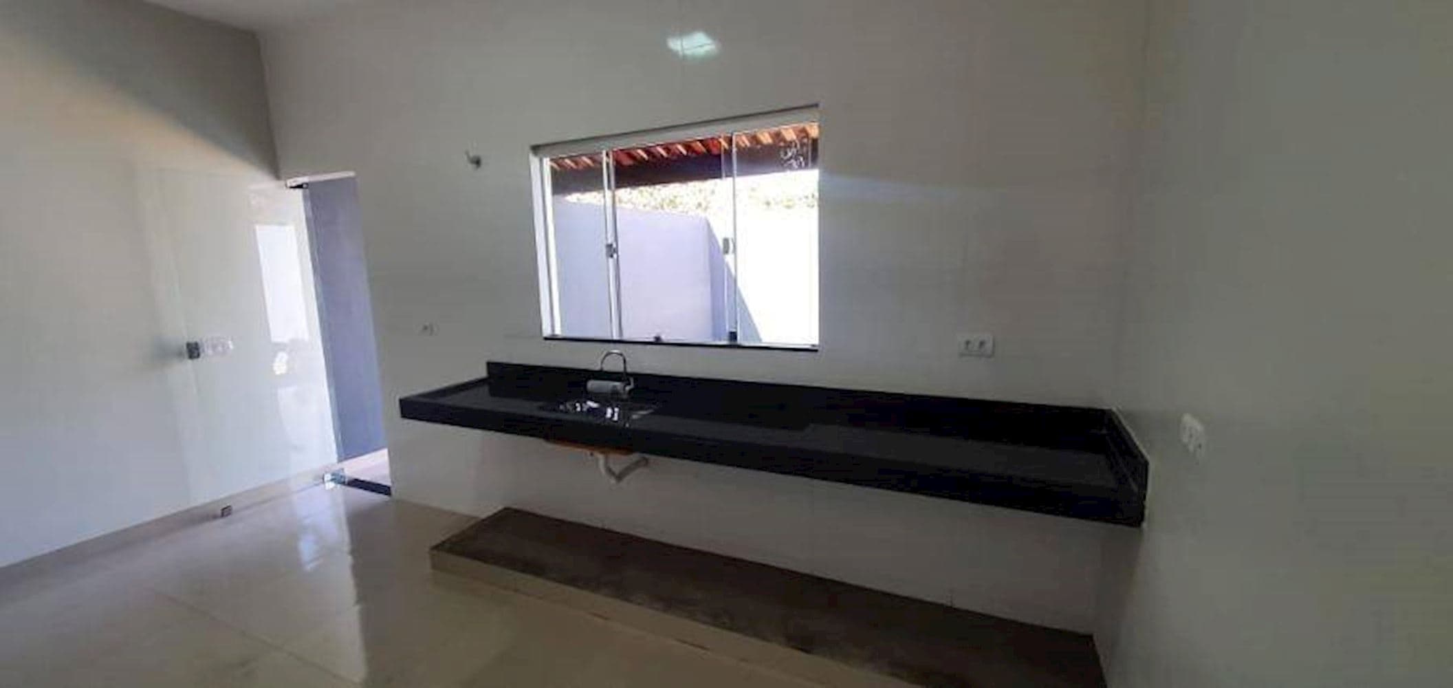 Foto 6 de 13: Casa em leilão em Santa Helena De Goiás - GO — Casa - Brasil - Santa Helena de Goiás/GO
