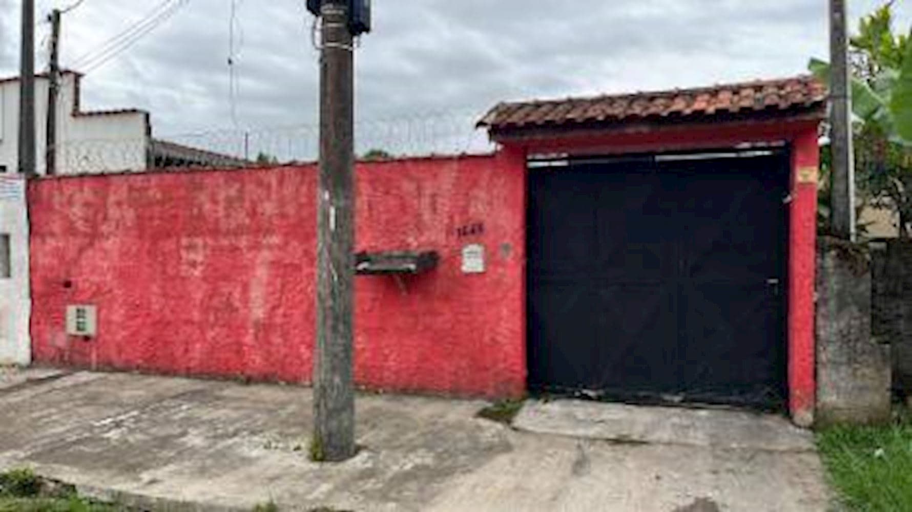Foto 1 de 11: Casa em leilão em Peruíbe - SP, bairro Cidade Balnearia Nova Peruibe — Casa - Cidade Balnearia Nova Peruibe - Peruíbe/SP