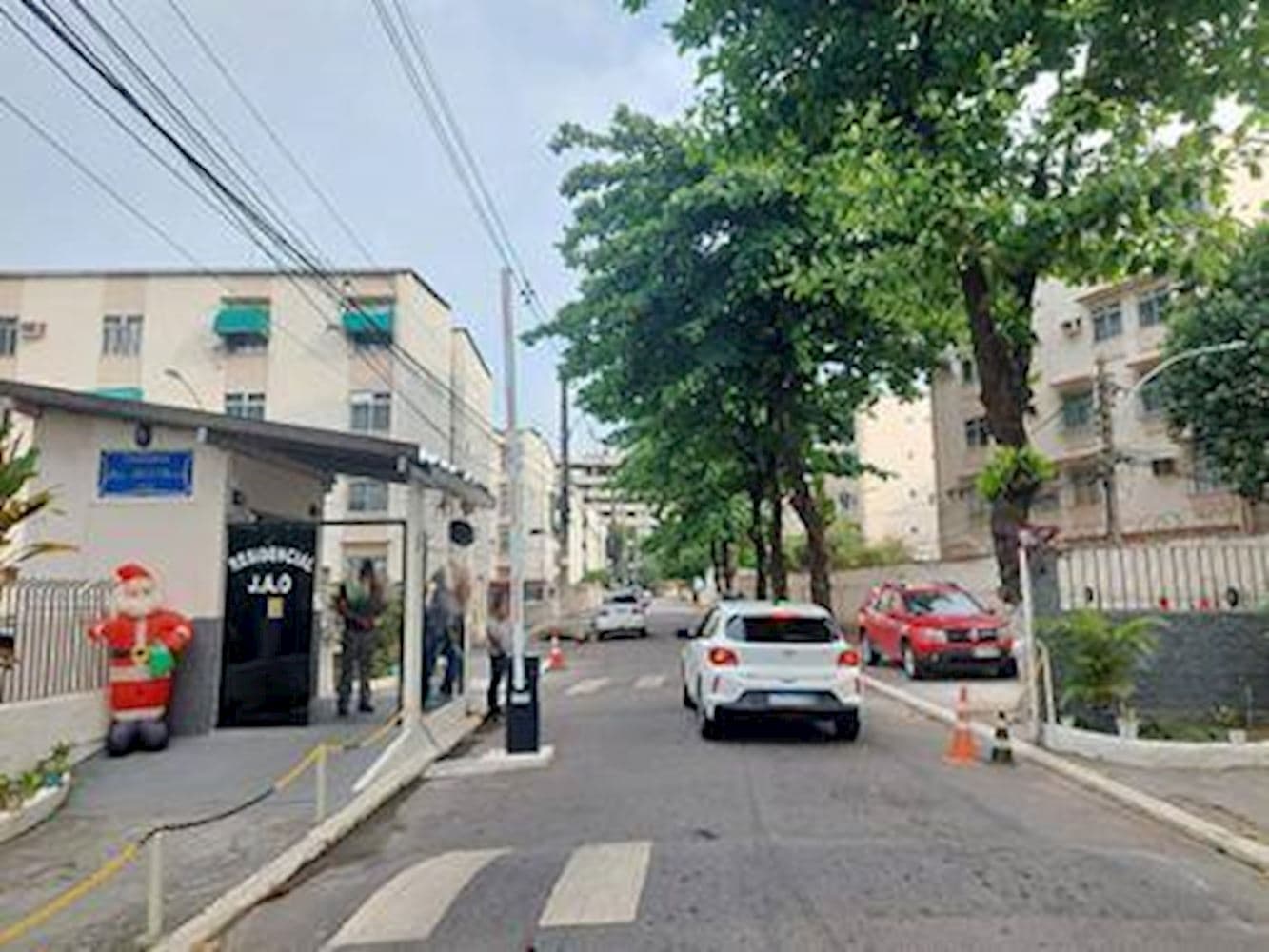 Foto 1 de 10: Apartamento em leilão em Rio De Janeiro - RJ, bairro Irajá — Apartamento - Irajá - Rio de Janeiro/RJ