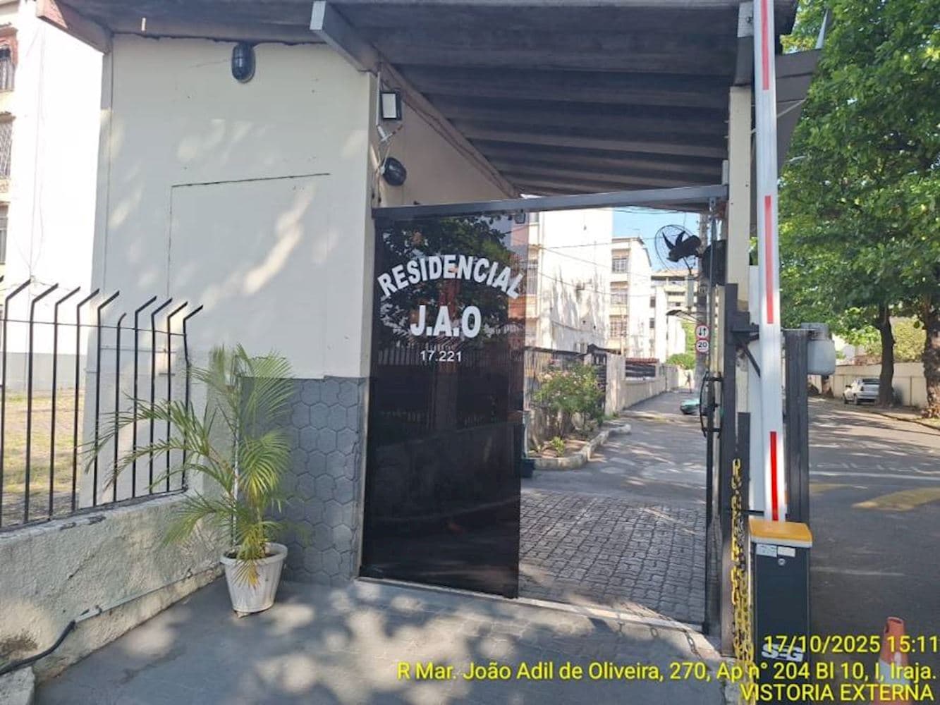 Foto 2 de 10: Apartamento em leilão em Rio De Janeiro - RJ, bairro Irajá — Apartamento - Irajá - Rio de Janeiro/RJ