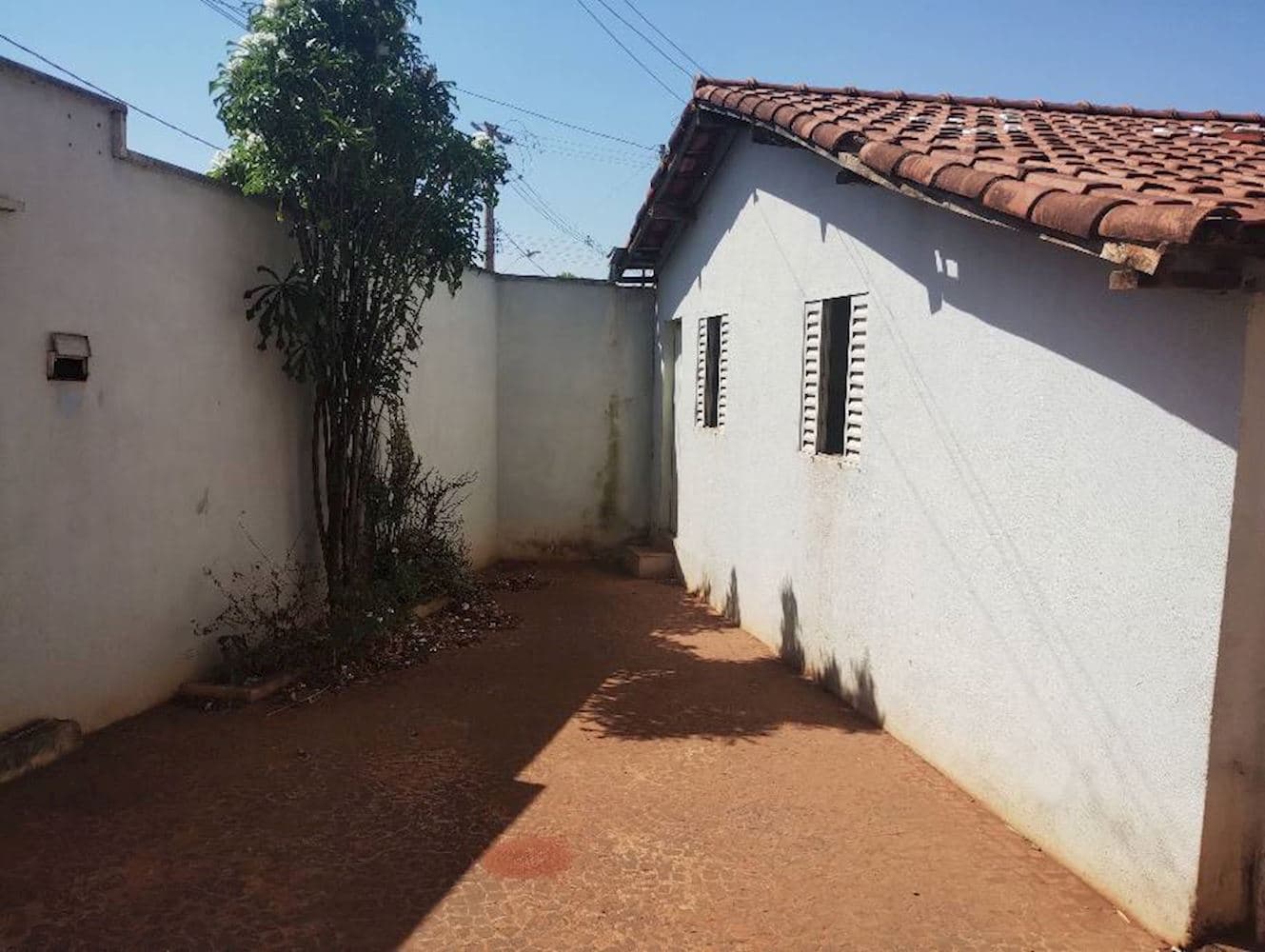 Foto 14 de 14: Casa em leilão em Ituiutaba - MG, bairro Lagoa Azul Ii — Casa - Lagoa Azul Ii - Ituiutaba/MG