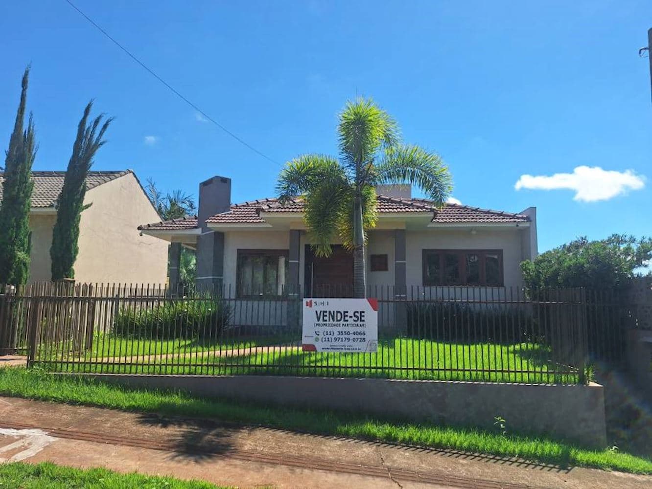 Foto 1 de 12: Casa em leilão em Horizontina - RS, bairro Alvorada — Casa - Alvorada - Horizontina/RS