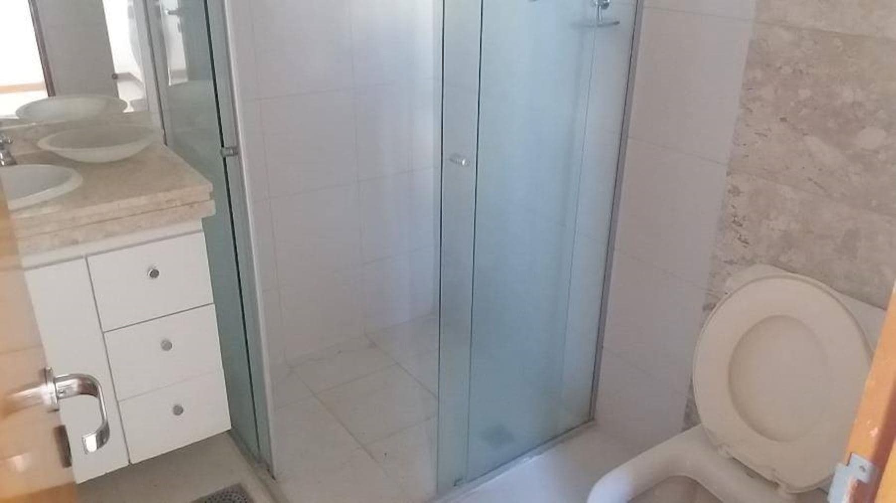 Foto 11 de 15: Apartamento em leilão em Goiânia - GO, bairro Setor Bueno — Apartamento - Setor Bueno - Goiânia/GO