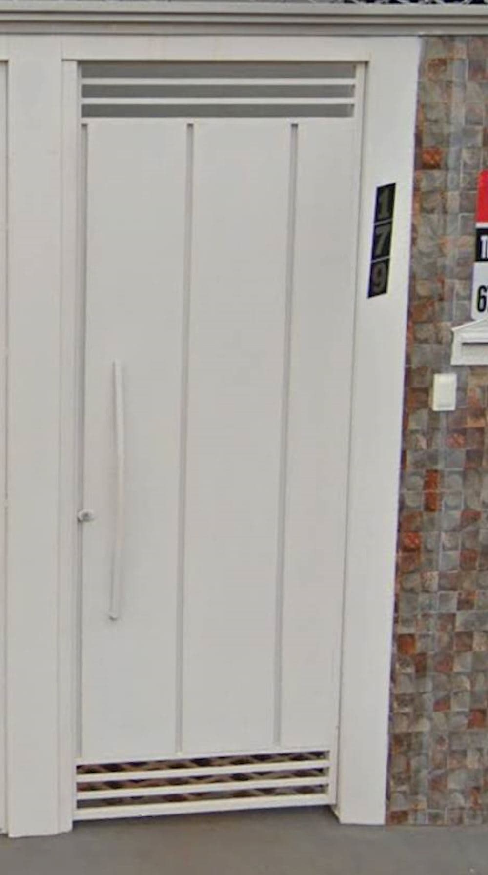 Foto 2 de 3: Casa em leilão em Campo Grande - MS, bairro Jockey Club — Casa - Jockey Club - Campo Grande/MS