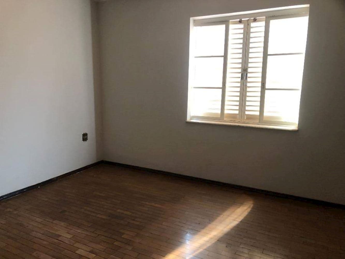 Foto 10 de 14: Casa em leilão em Ribeirão Preto - SP, bairro Campos Elíseos — Casa - Campos Elíseos - Ribeirão Preto/SP
