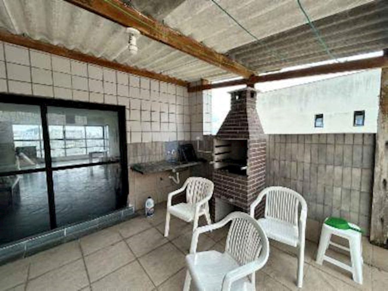 Foto 17 de 19: Apartamento em leilão em Guarujá - SP, bairro Pitangueiras — Apartamento - Pitangueiras - Guarujá/SP