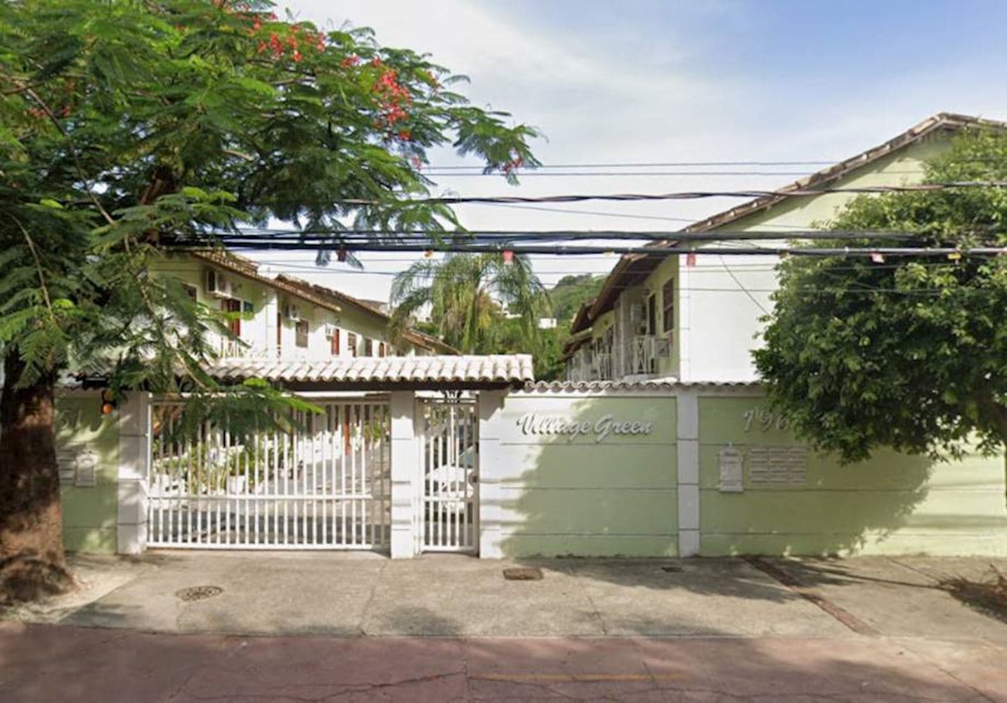 Foto 2 de 3: Apartamento em leilão em Rio De Janeiro - RJ, bairro Taquara — Apartamento - Taquara - Rio de Janeiro/RJ