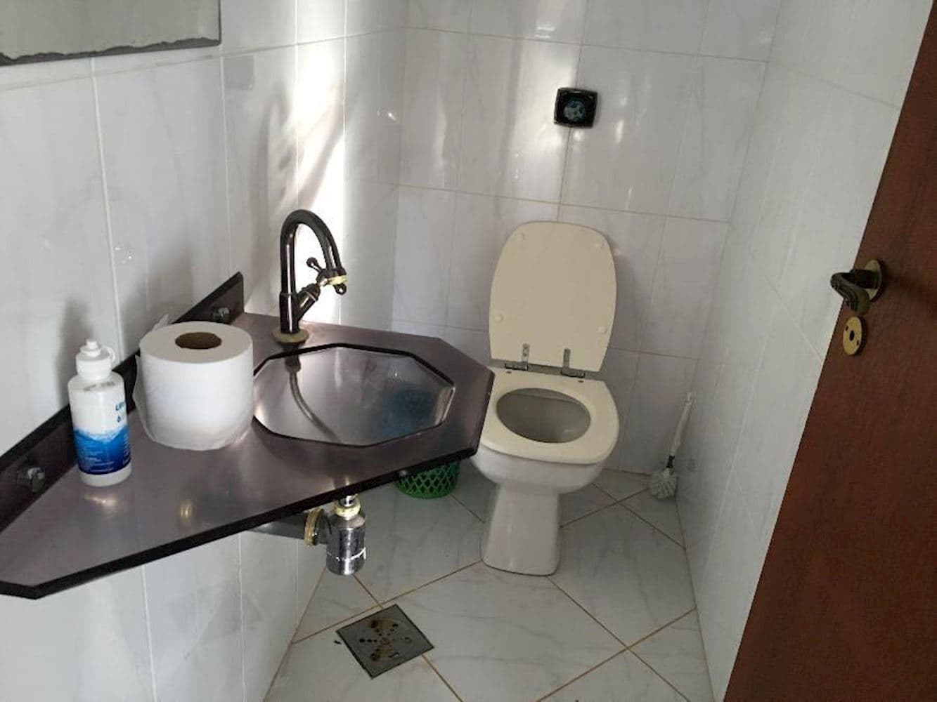 Foto 5 de 8: Casa em leilão em Águas De São Pedro - SP, bairro Centro — Casa - Centro - Águas de São Pedro/SP