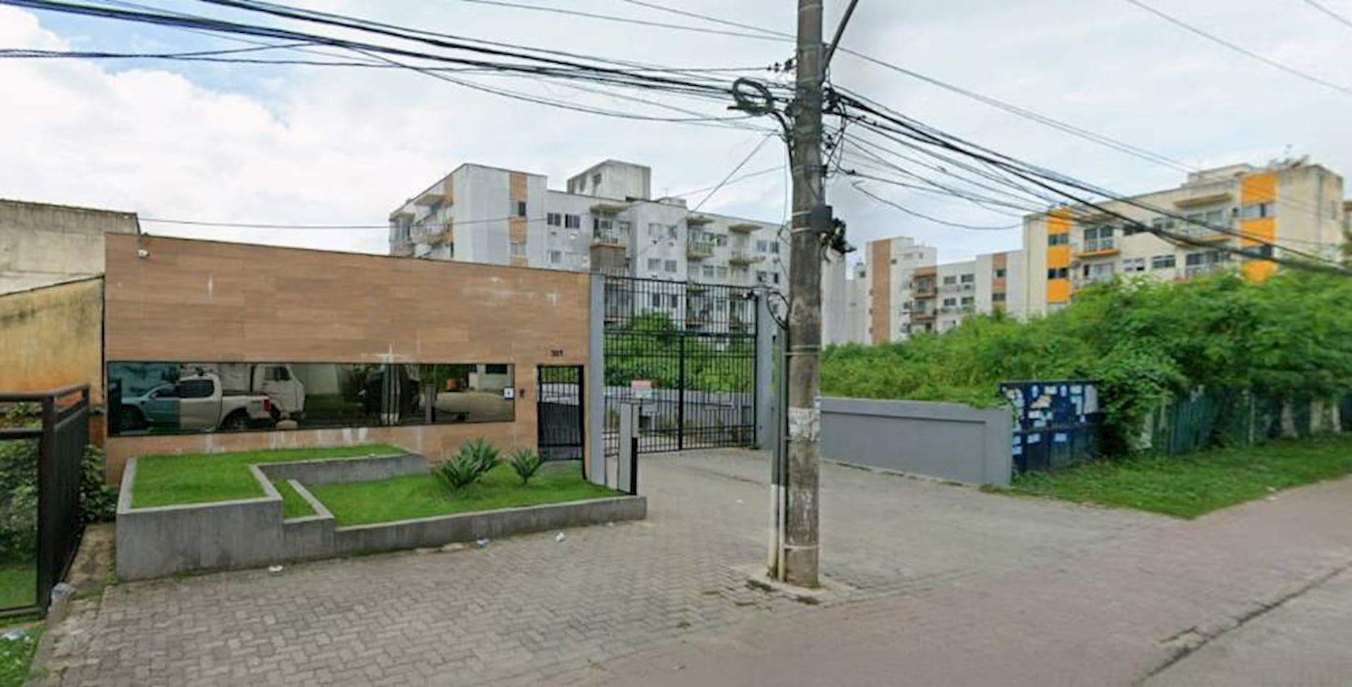 Foto 1 de 3: Apartamento em leilão em Rio De Janeiro - RJ, bairro Vargem Pequena — Apartamento - Vargem Pequena - Rio de Janeiro/RJ