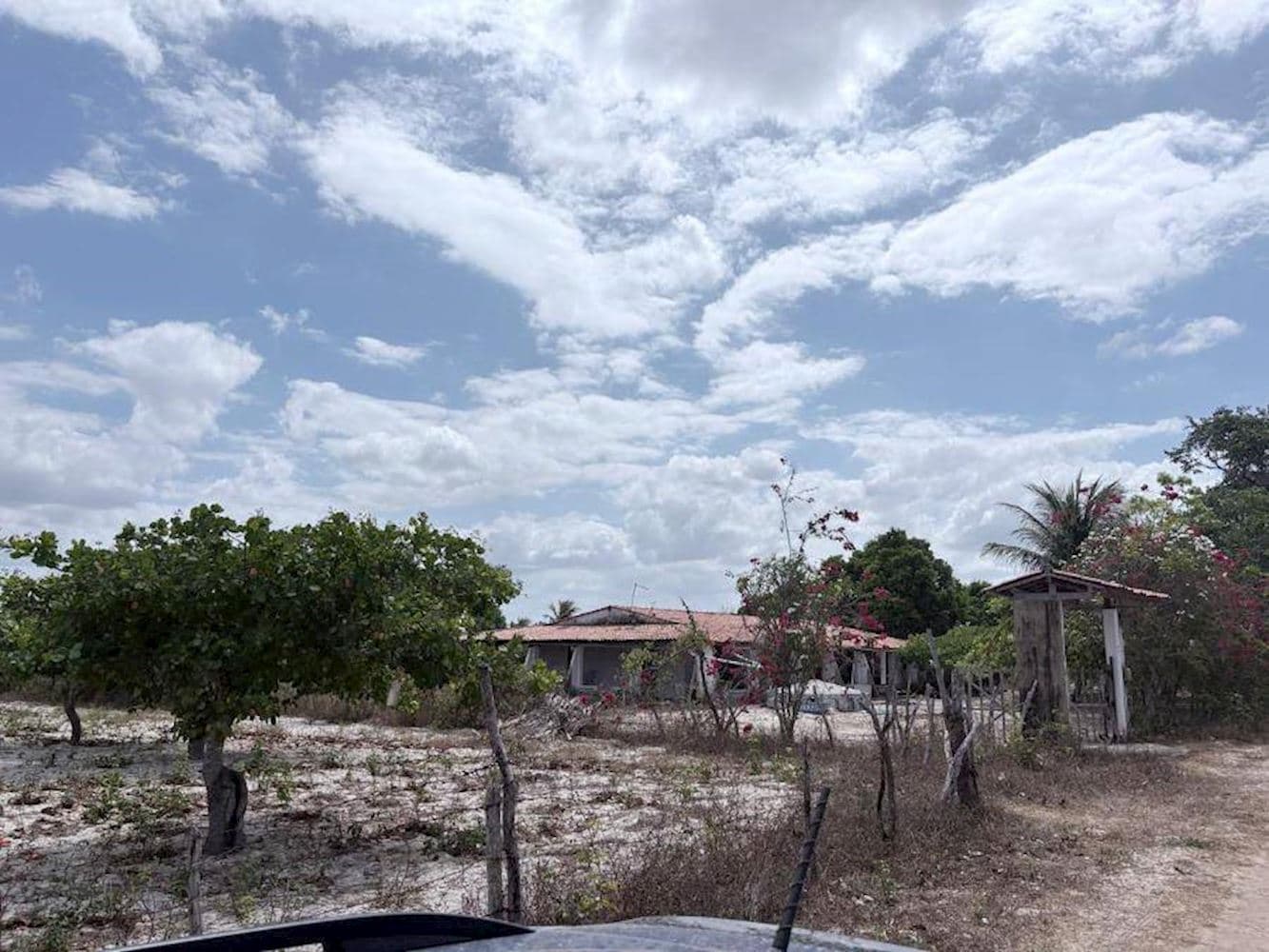 Foto 2 de 3: Terreno em leilão em Pacajus - CE, bairro Tiririca — Terreno - Tiririca - Pacajus/CE