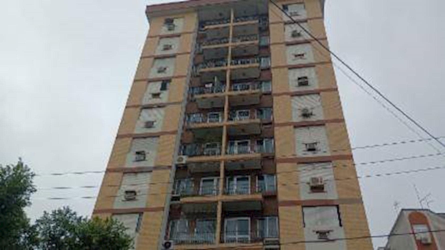 Foto 1 de 3: Apartamento em leilão em Santos - SP, bairro Embaré — Apartamento - Embaré - Santos/SP