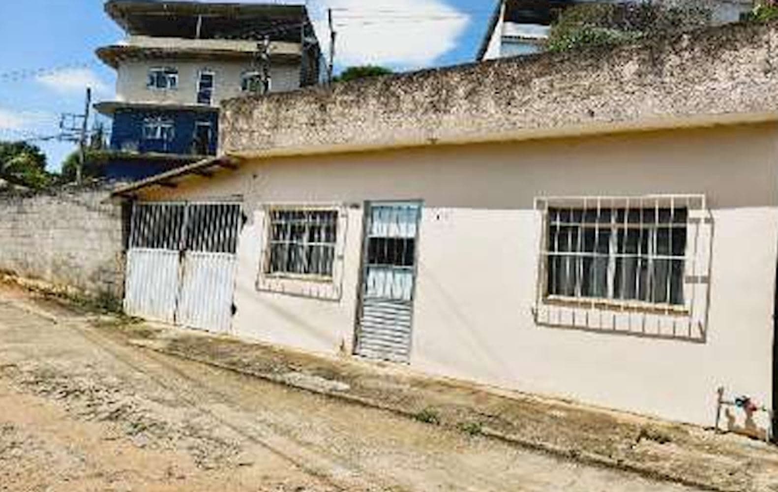 Foto 4 de 4: Casa em leilão em Muriaé - MG, bairro Vila Gaspar — Casa na Vila Gaspar - Muriaé/MG