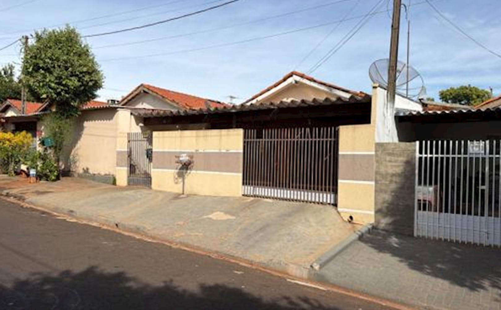 Foto 3 de 4: Casa em leilão em Palmeira D'oeste - SP, bairro Cohab — Casa na Cohab - Palmeira d´oeste/SP