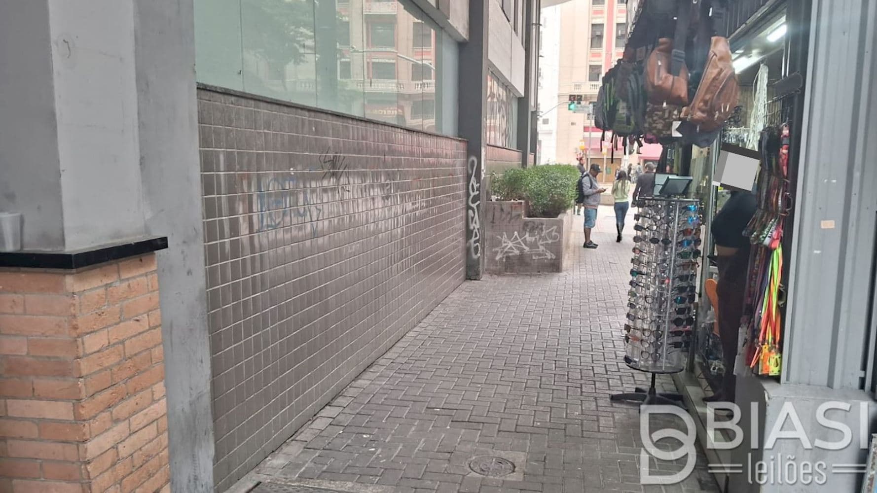 Foto 4 de 7: Comercial em leilão em São Paulo - SP, bairro República — Loja no Condomínio Edifício ADG 83 - República - São Paulo/SP