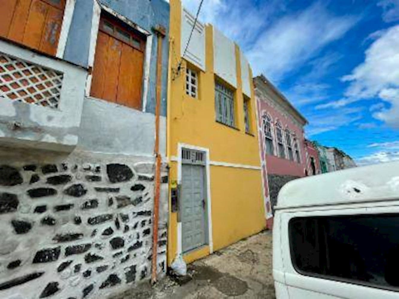 Foto 2 de 3: Casa em leilão em Cachoeira - BA, bairro Centro — Casa - Centro - Cachoeira/BA
