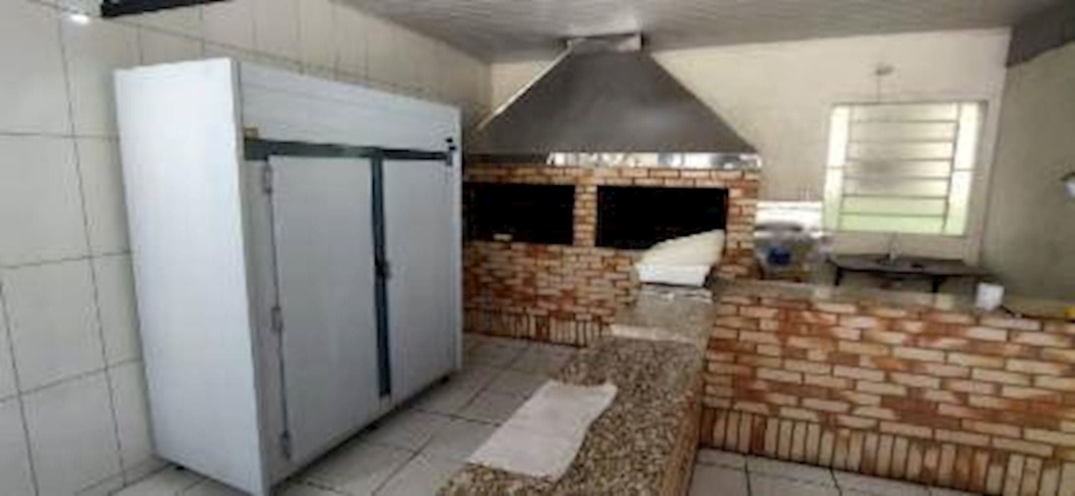 Foto 3 de 13: Comercial em leilão em Cachoeira Do Sul - RS, bairro Marina — Prédio, Padrão, 0 vaga(s) de garagem
