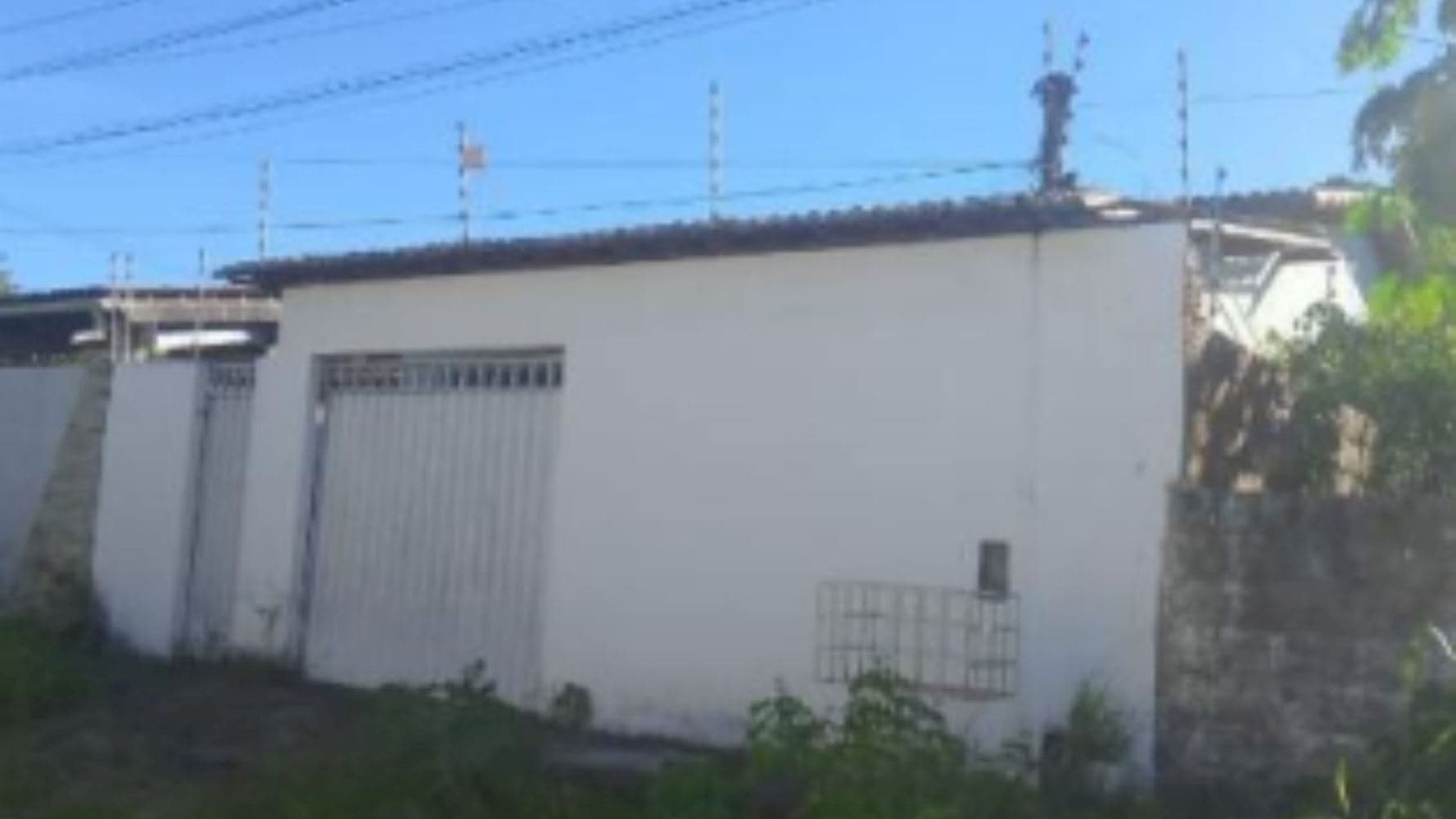 Foto 3 de 5: Casa em leilão em Parnamirim - RN, bairro Cajupiranga — Casa em Cajupiranga - Parnamirim/RN